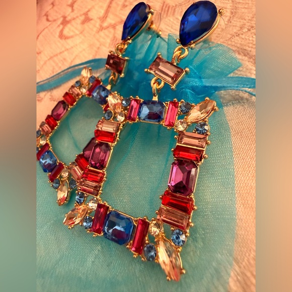 Elegant Blue and Red Gemstone Earrings - Picture 3 of 5
